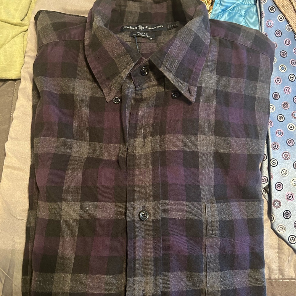 Men’s long sleeve button down